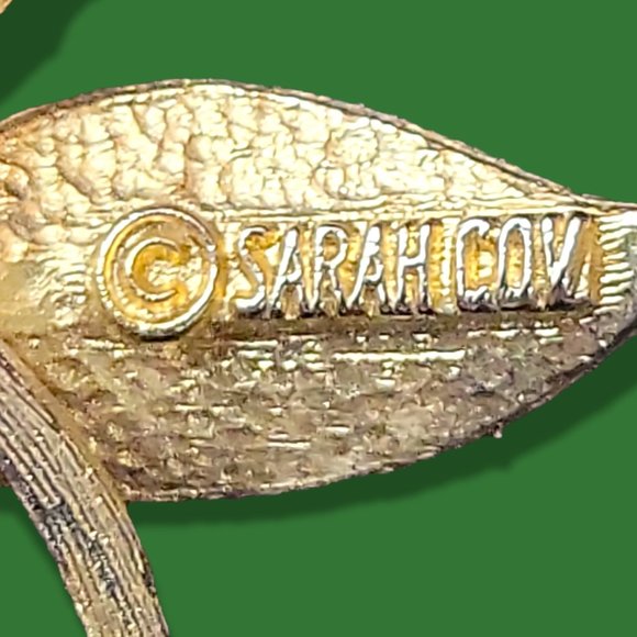 Vintage Brooch Signed Sarah Coventry Gold Tone Cherries - Picture 8 of 8